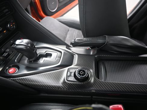 Used 2017 Nissan GT-R Premium AWD/4WD image 56