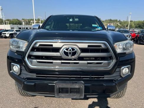 Used 2016 Toyota Tacoma Limited w/ Towing Package AWD/4WD image 9