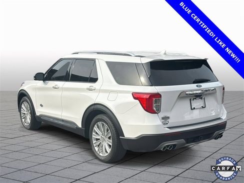 Used 2021 Ford Explorer King Ranch w/ Premium Technology Package image 5