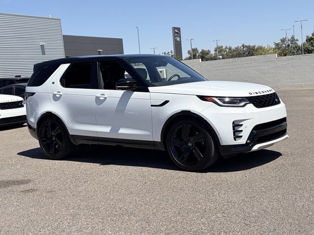 Used 2023 Land Rover Discovery HSE R-Dynamic AWD/4WD image 4
