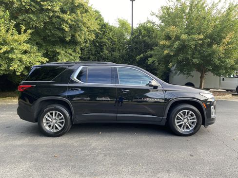 Used 2023 Chevrolet Traverse LT FWD image 10