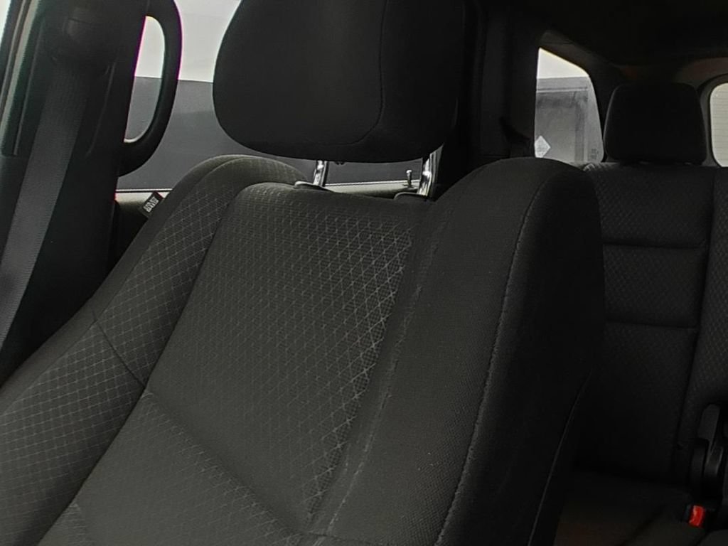 Used 2018 Jeep Grand Cherokee Laredo RWD image 9