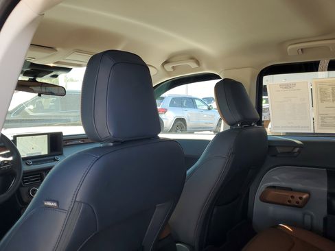 Certified 2023 Ford Maverick Lariat w/ Lariat Luxury Package image 12