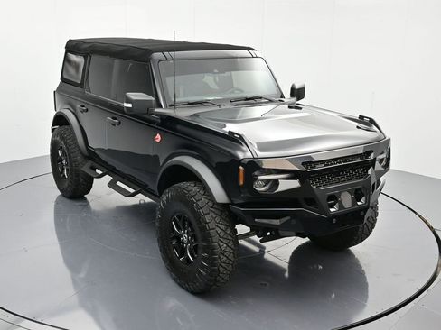 Used 2024 Ford Bronco Badlands image 30