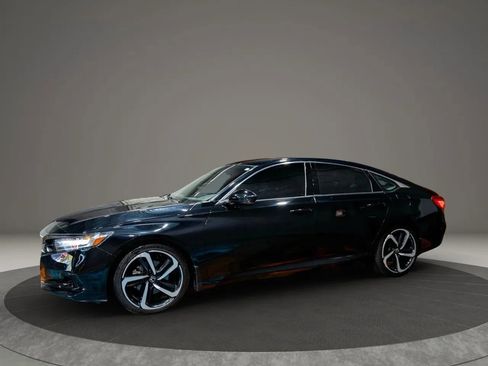 Used 2021 Honda Accord Sport image 3