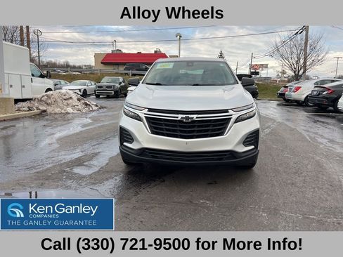 Used 2022 Chevrolet Equinox LS w/ LS Convenience Package image 3
