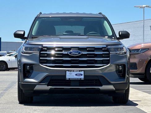 New 2026 Ford Explorer Active w/ Active Comfort Package RWD image 8
