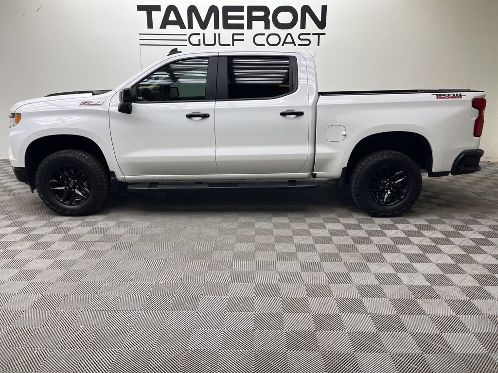 Used 2024 Chevrolet Silverado 1500 LT Trail Boss w/ Protection Package AWD/4WD image 6
