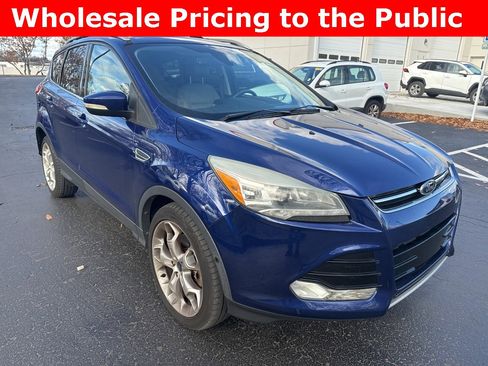 Used 2014 Ford Escape Titanium w/ Equipment Group 401A image 2