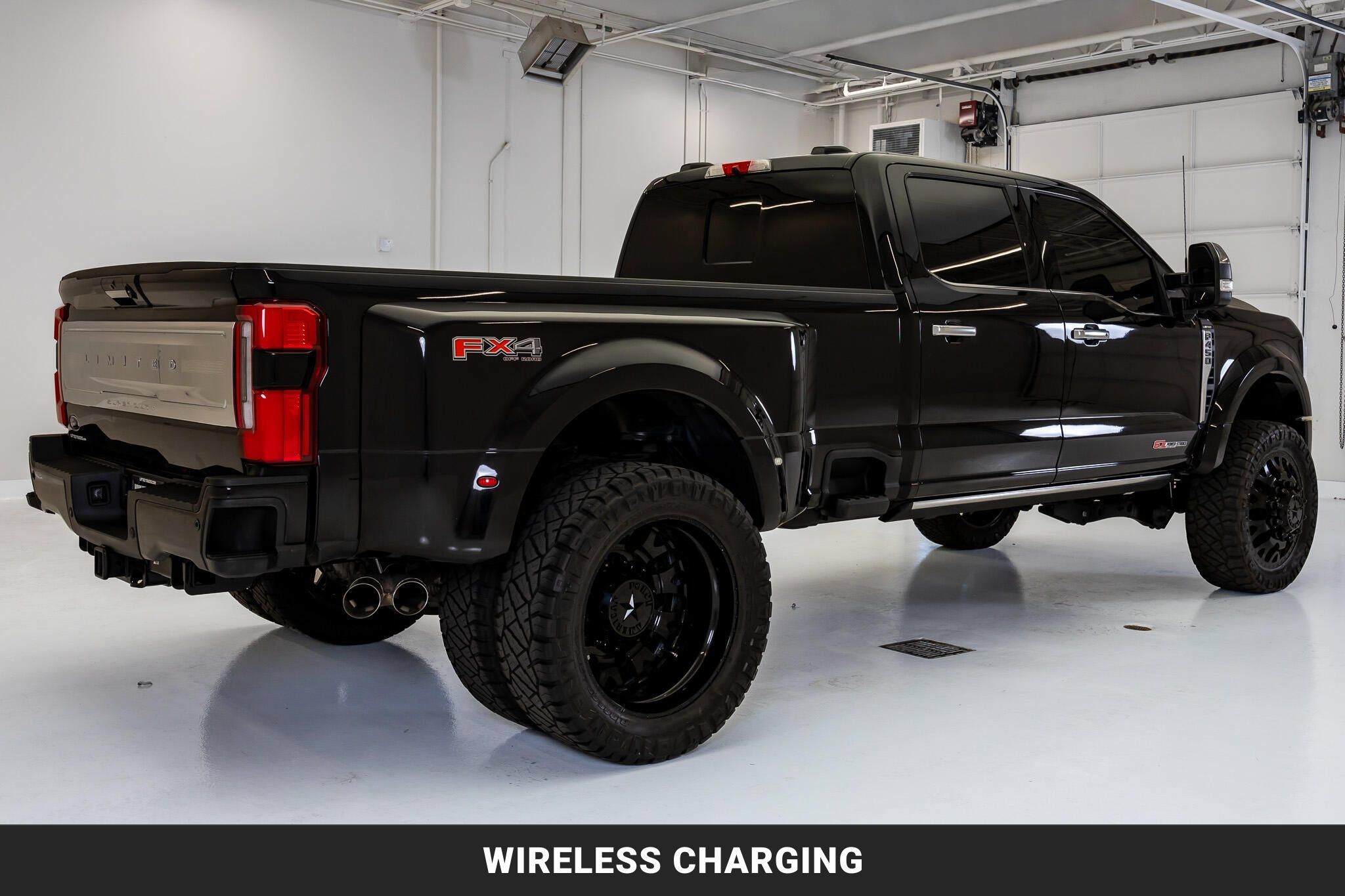 Used 2024 Ford F450 Limited w/ FX4 Off-Road Package AWD/4WD image 9