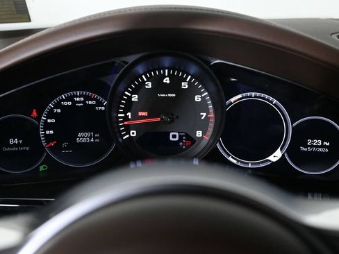 Certified 2023 Porsche Cayenne Platinum Edition AWD/4WD image 24
