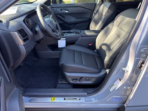 New 2026 Nissan Rogue SV image 14