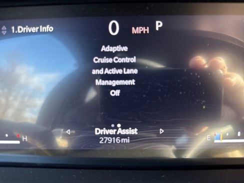 Certified 2023 Jeep Grand Cherokee Limited w/ Luxury Tech Group II image 11