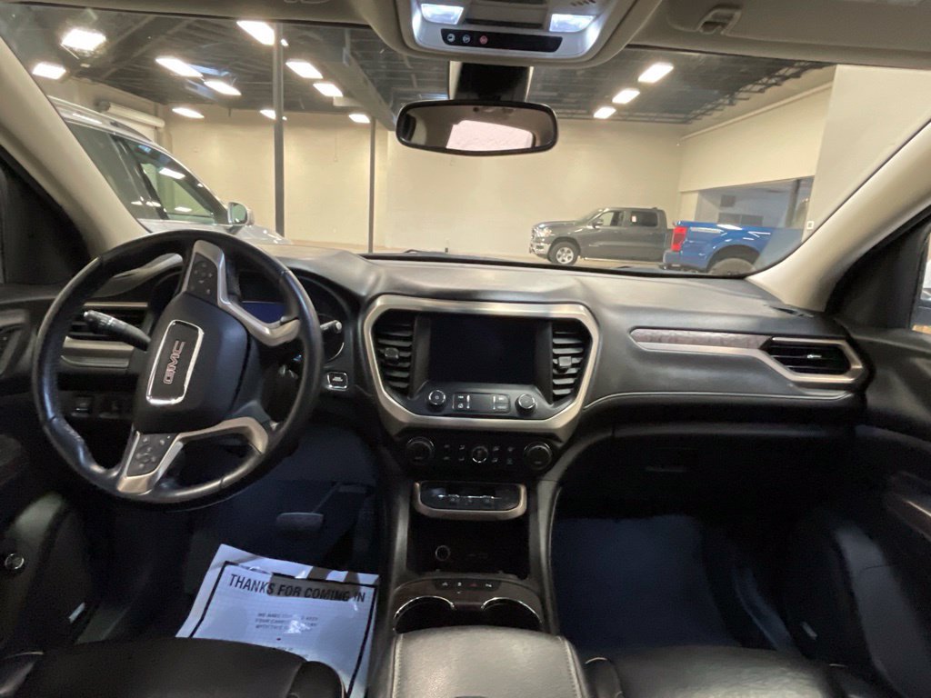 Used 2023 GMC Acadia Denali FWD image 8
