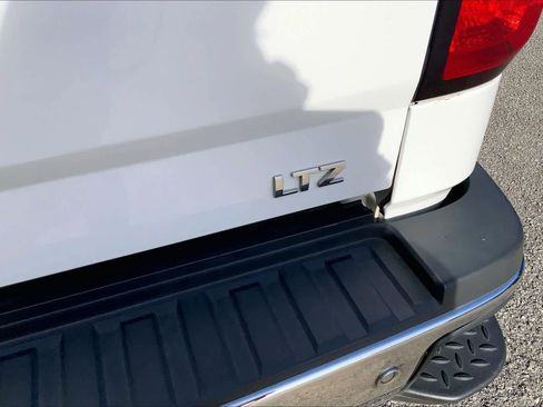 Used 2018 Chevrolet Silverado 2500 LTZ w/ Duramax Plus Package image 9