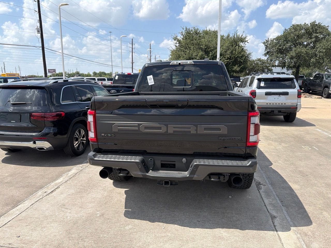 Used 2023 Ford F150 Raptor AWD/4WD image 3