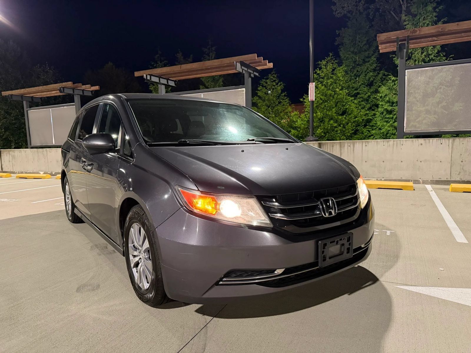 Used 2015 Honda Odyssey EX image 8