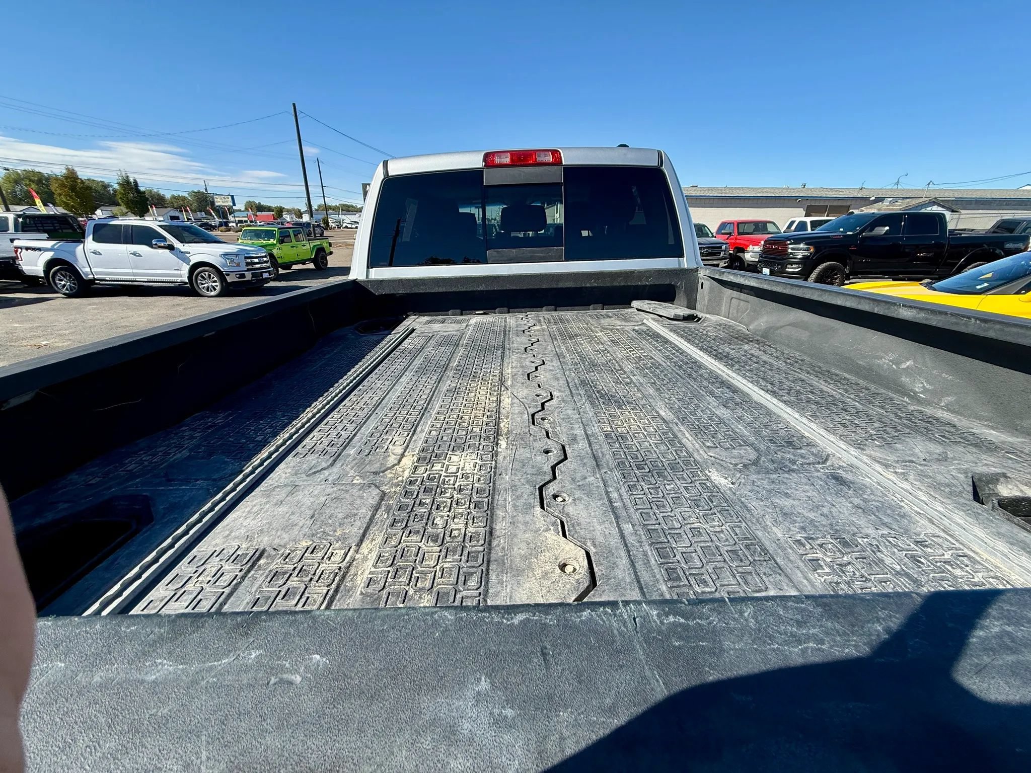 Used 2011 RAM 3500 SLT w/ Technology Group AWD/4WD image 14