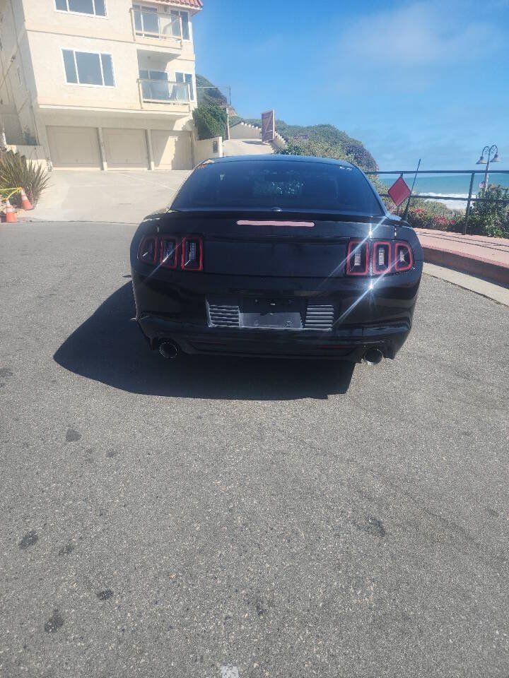 Used 2014 Ford Mustang Premium w/ Equipment Group 202A RWD image 5