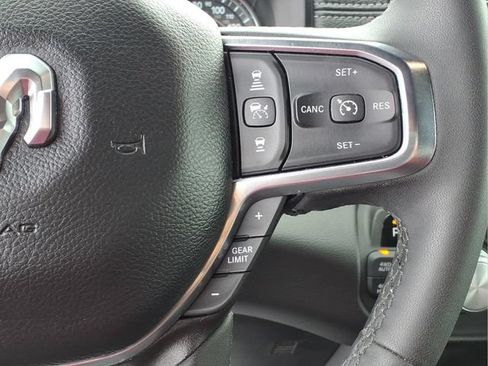 Used 2025 RAM 1500 Laramie AWD/4WD image 14