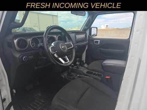 Used 2020 Jeep Gladiator Sport w/ Quick Order Package 24S image 12