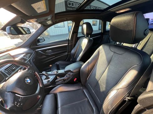 Used 2018 BMW 330i Gran Turismo xDrive w/ Premium Package image 10