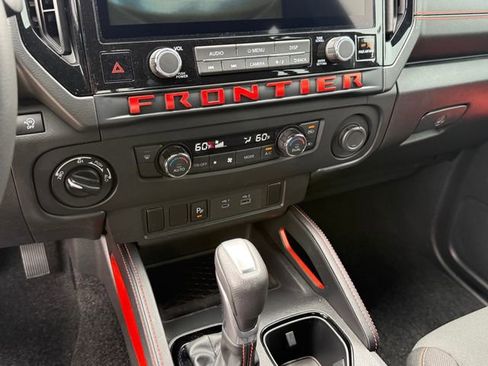 Used 2025 Nissan Frontier PRO-4X w/ Interior Protection Package AWD/4WD image 18