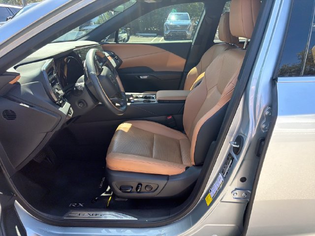 Used 2024 Lexus RX 350 Premium Plus w/ Convenience Package FWD image 9