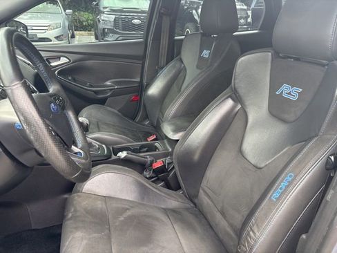 Used 2017 Ford Focus RS image 6