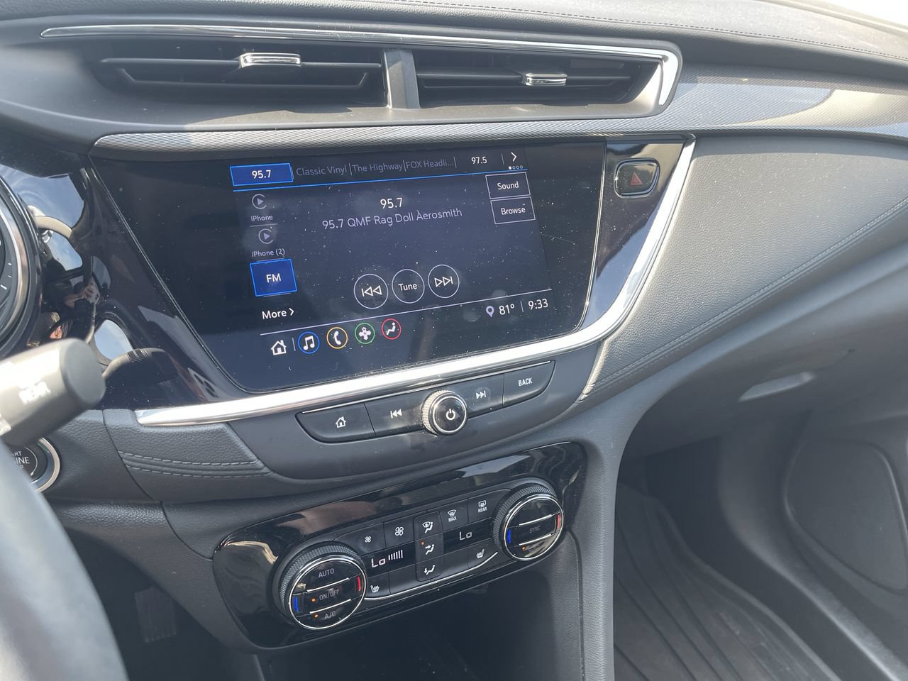 Used 2023 Buick Encore GX Essence w/ Experience Buick Package AWD/4WD image 13