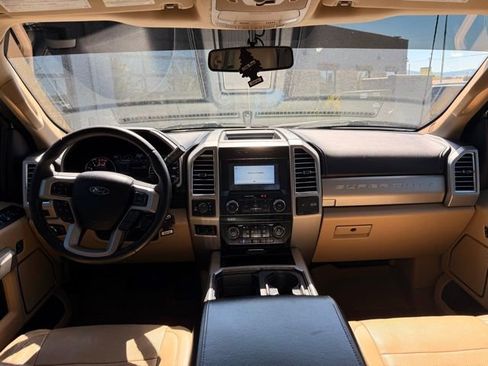 Used 2017 Ford F250 Lariat w/ Lariat Value Package AWD/4WD image 10