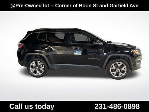Used 2018 Jeep Compass Limited w/ Navigation Group AWD/4WD image 6