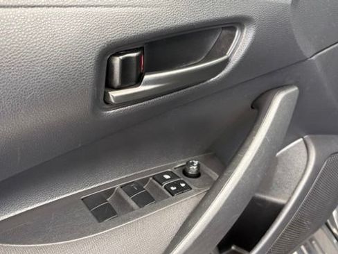 Used 2024 Toyota Corolla LE FWD image 15