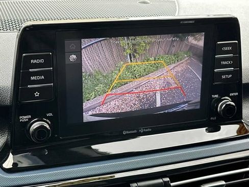 Used 2023 Kia Seltos S image 17