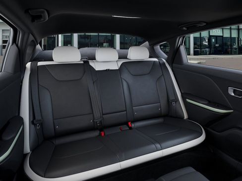 New 2026 Kia K4 GT-Line image 17