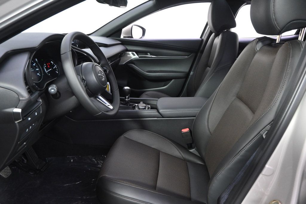 New 2026 MAZDA MAZDA3 2.5 S Hatchback w/ Premium Pkg FWD image 13