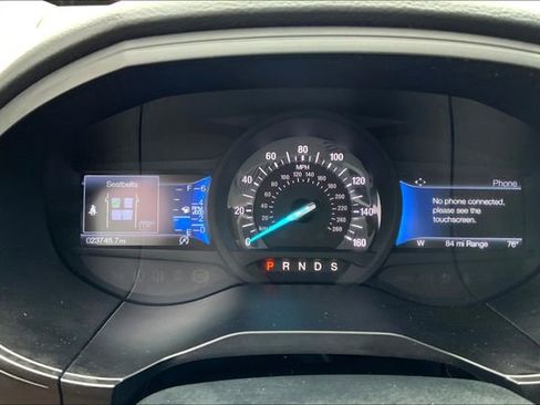 Used 2024 Ford Edge Titanium image 10