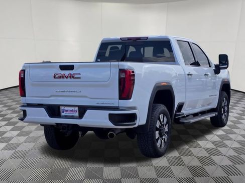 Used 2024 GMC Sierra 3500 Denali w/ Denali Reserve Package AWD/4WD image 5