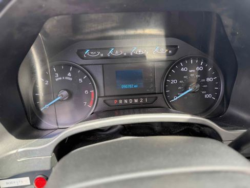Used 2019 Ford F250 XL w/ Power Equipment Group RWD image 16