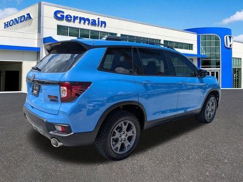 Used 2024 Honda Passport TrailSport image 5