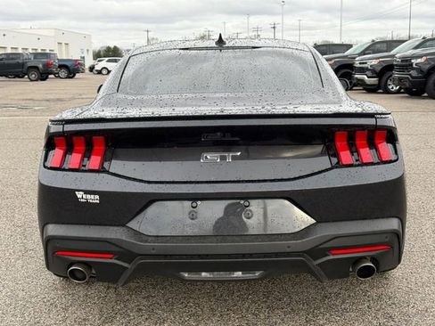 Used 2024 Ford Mustang GT Premium image 4