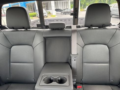 New 2026 Chevrolet Colorado LT w/ LT Convenience Package RWD image 11
