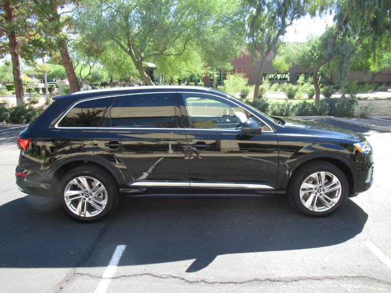 Used 2022 Audi Q7 3.0T Premium Plus w/ Premium Plus Package AWD/4WD image 5