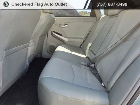Used 2013 Toyota Prius Four image 20