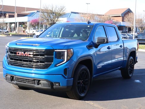 Used 2024 GMC Sierra 1500 Elevation image 28