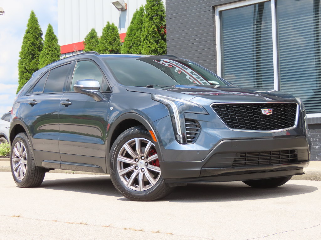 Used 2021 Cadillac XT4 Sport AWD/4WD image 2
