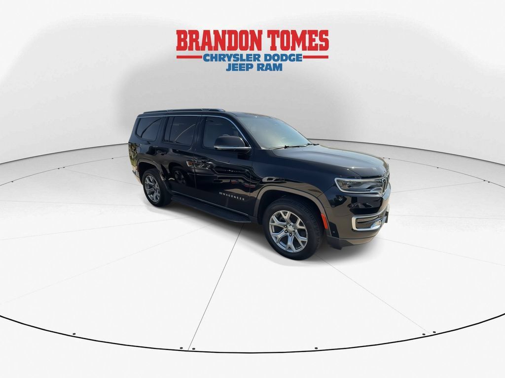 Used 2022 Jeep Wagoneer Series II AWD/4WD image 2