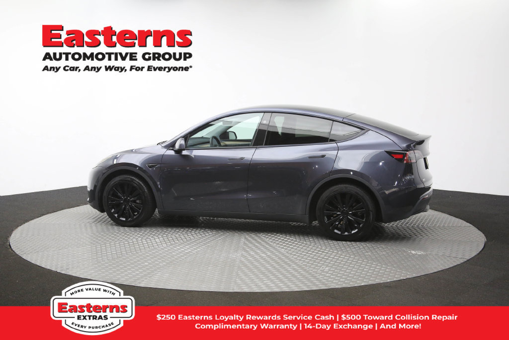 Used 2024 Tesla Model Y Long Range AWD/4WD image 58