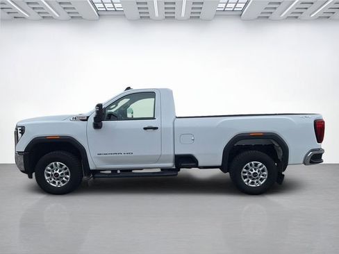 Used 2024 GMC Sierra 2500 Pro AWD/4WD image 7
