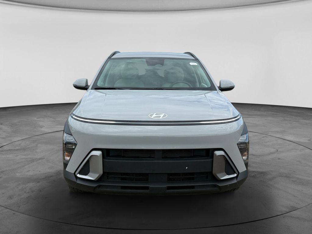 Used 2024 Hyundai Kona SEL FWD image 3